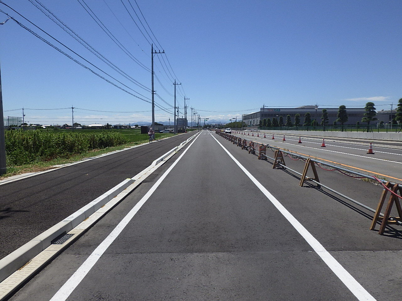 写真：舗装された道路