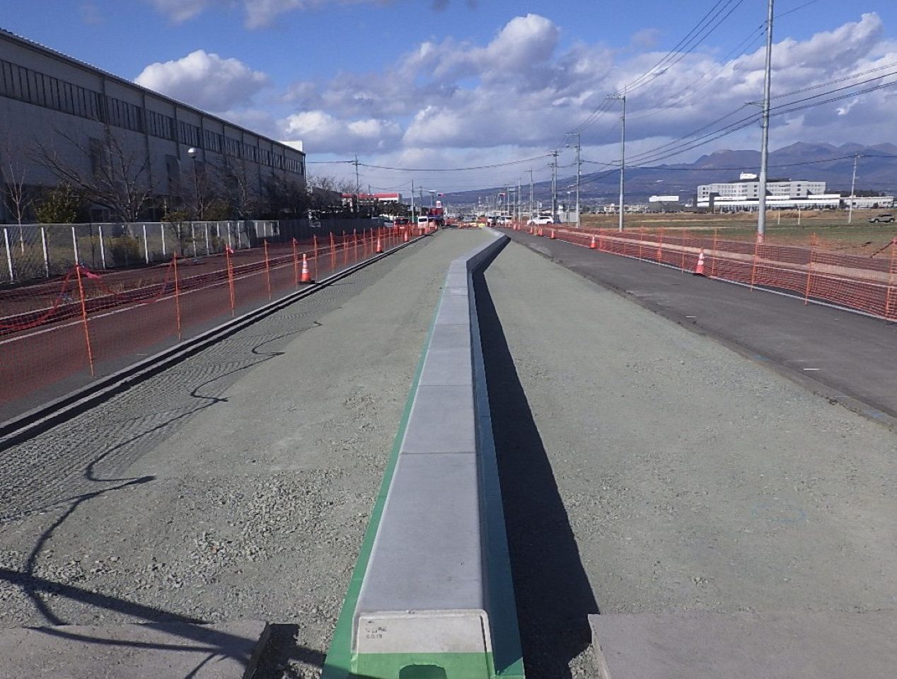 写真：舗装された道