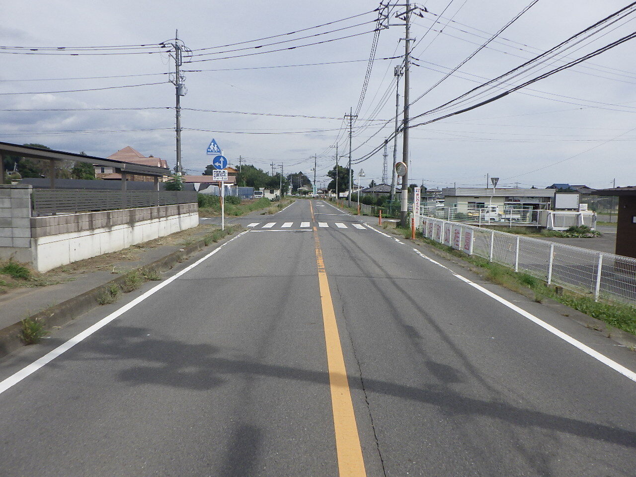 写真:社会資本総合整備(防災・安全)(地方道舗装)舗装補修工事の工事前